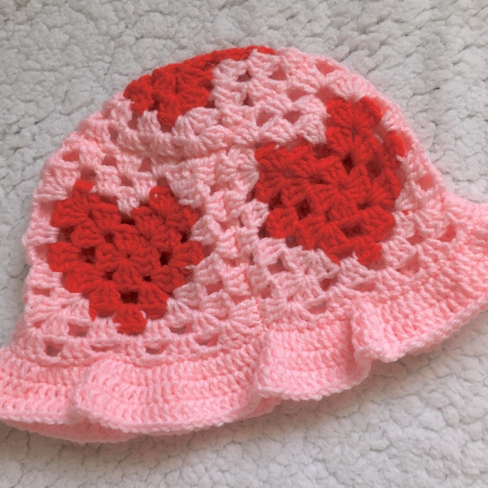 Crochet heart bucket hat